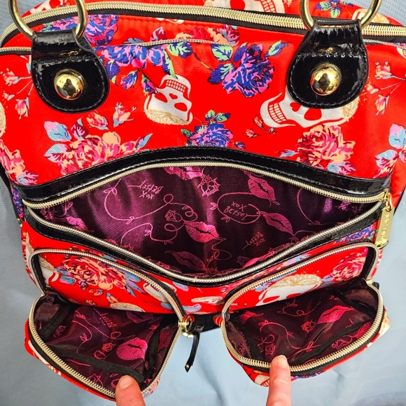 NWOT Betsey Johnson Floral Skull Purse Shoulder Bag Crossbody - Picture 8 of 9